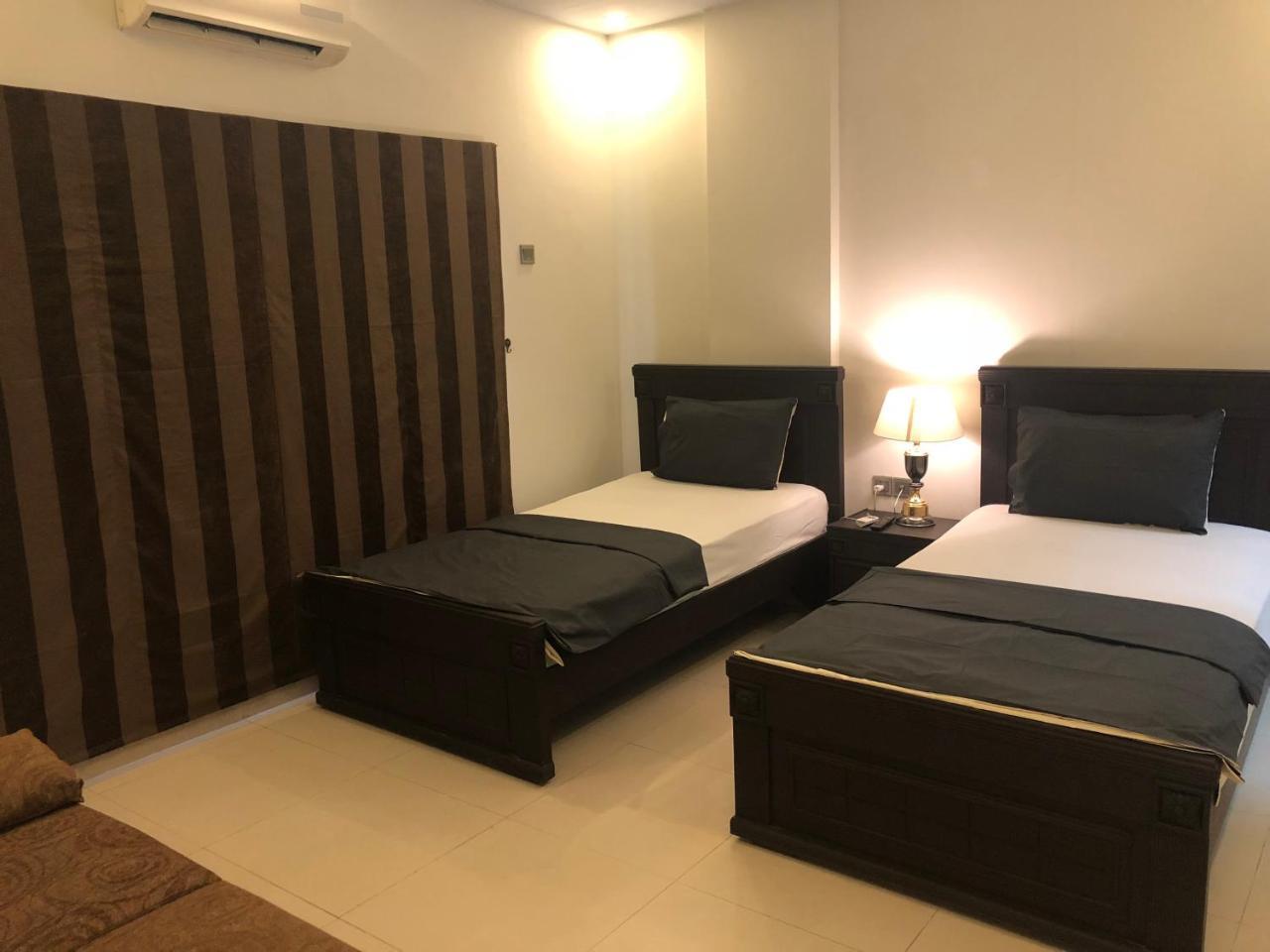 Sunset Suites Karachi Exterior foto