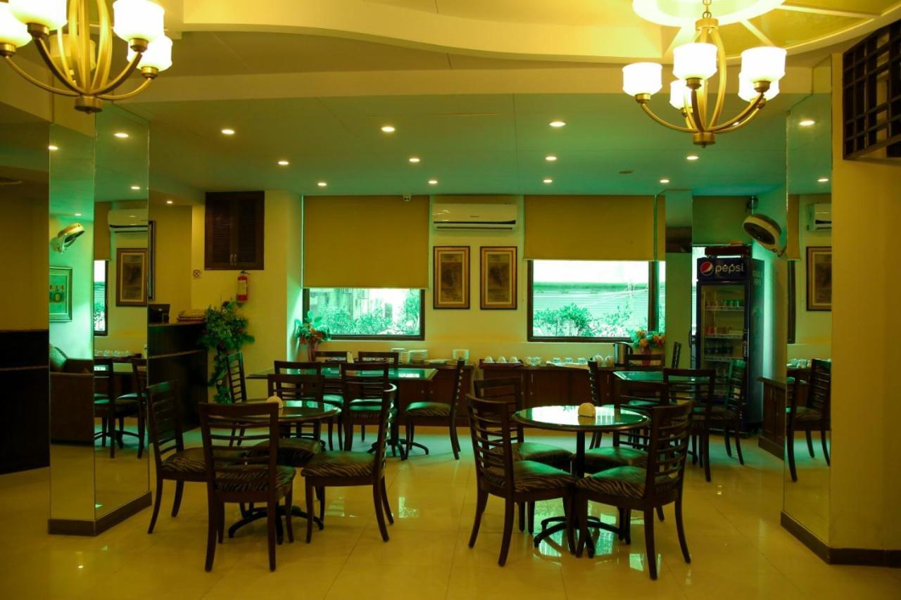 Sunset Suites Karachi Exterior foto